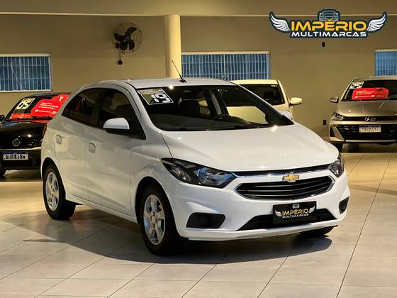 CHEVROLET ONIX 1.4 MPFI LT 8V FLEX 4P AUTOMÁTICO CHEVROLET ONIX 1.4 MPFI LT 8V FLEX 4P AUTOMÁTICO